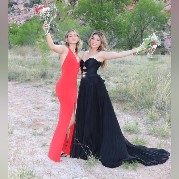 Sherri Hill Dress size 000 with corset for any fit. All Black Worn once.